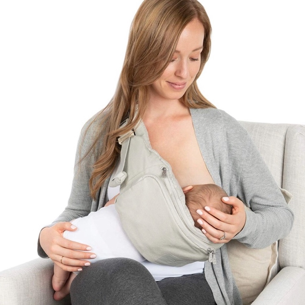 NWOT Humble Bee Nursing Sling